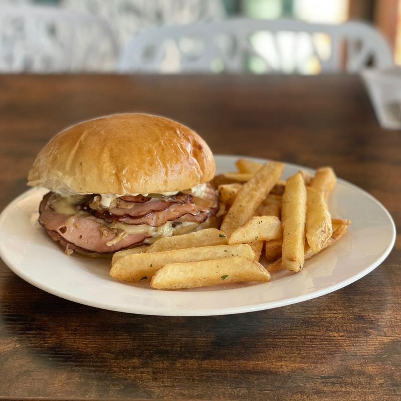 Signature - The Cuban photo