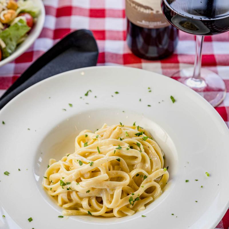 Fettuccine Alfredo photo