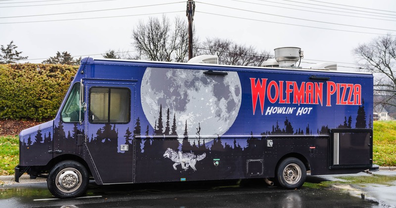 Wolfman Pizza food truck