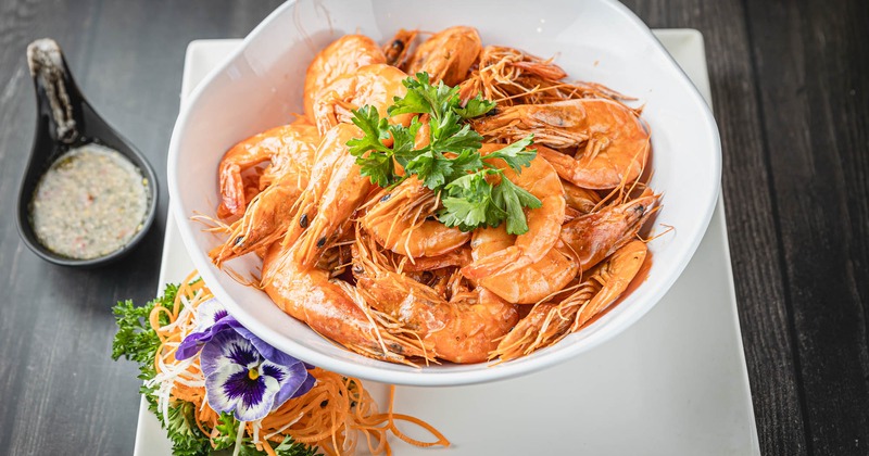 Shrimp, sauteed with butter and seafood sauce
