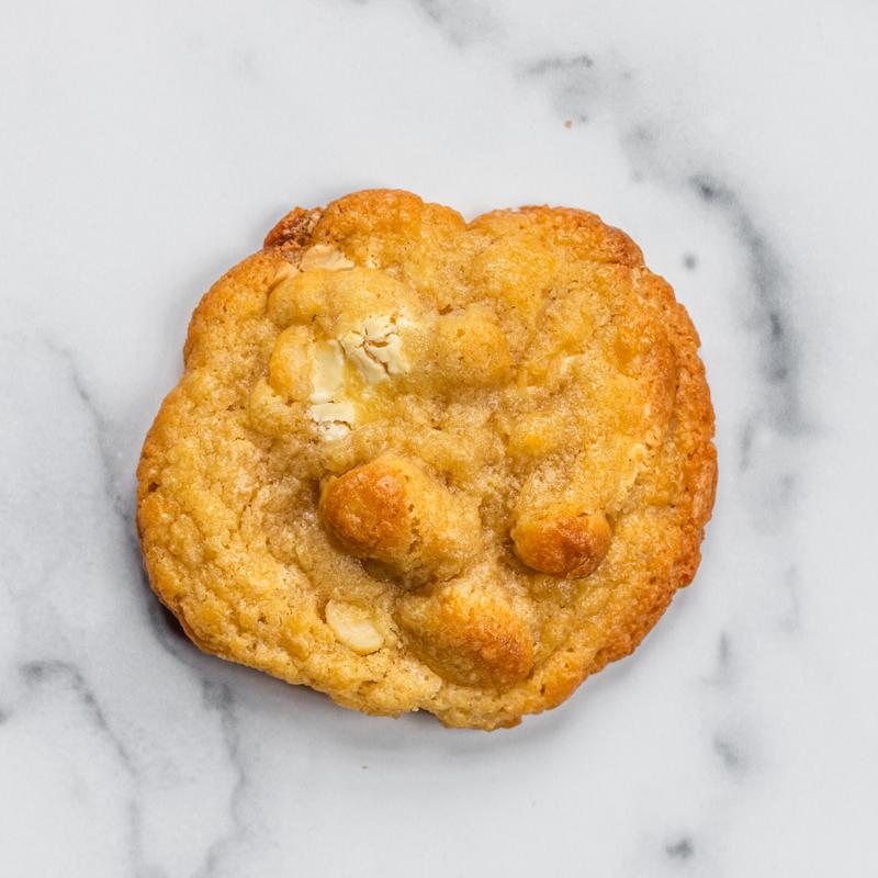 White Chocolate Macadamia Cookie photo