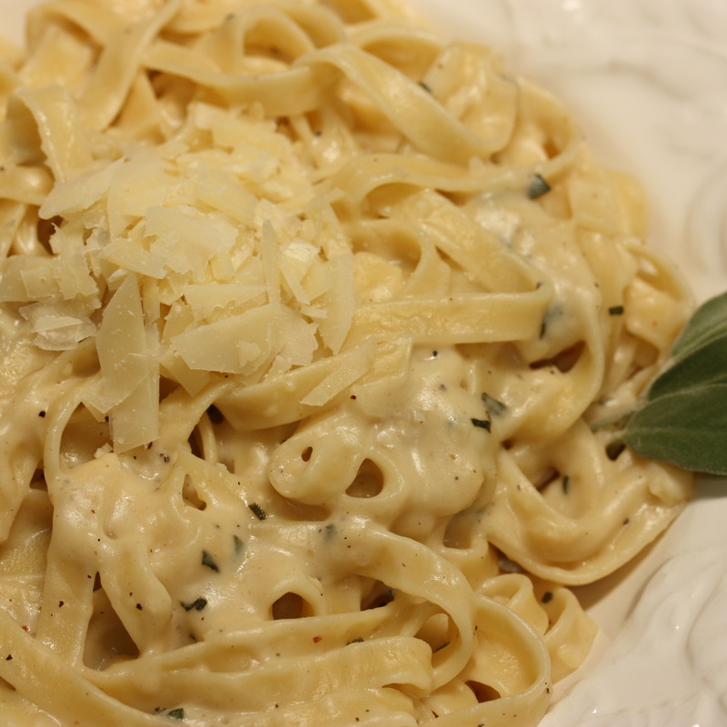 Fettuccini Alfredo photo