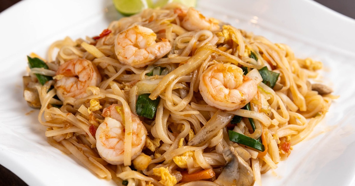 Pad Thai with shrimp