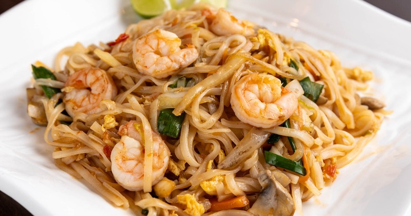 Pad Thai with shrimp