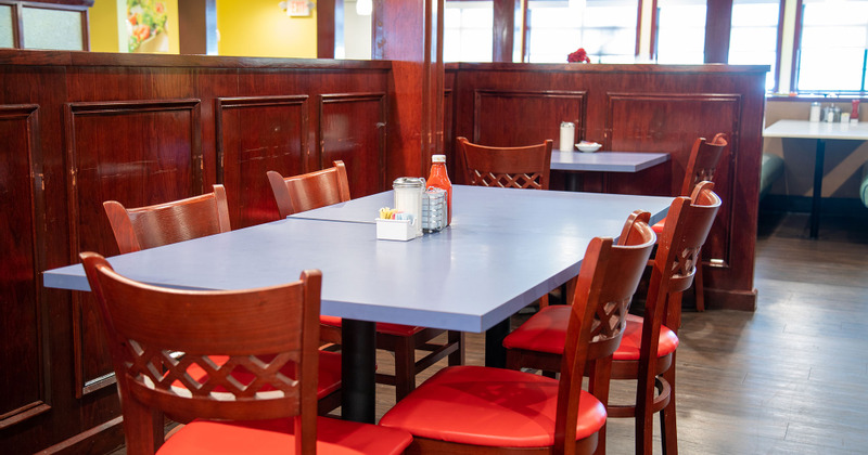 Table ready for guests