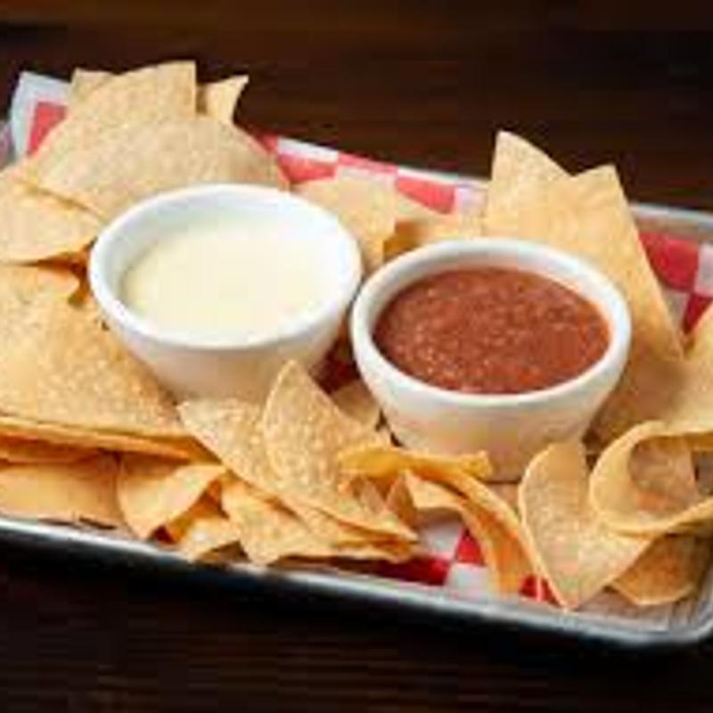 menu item 1 of 19, Chips & Salsa