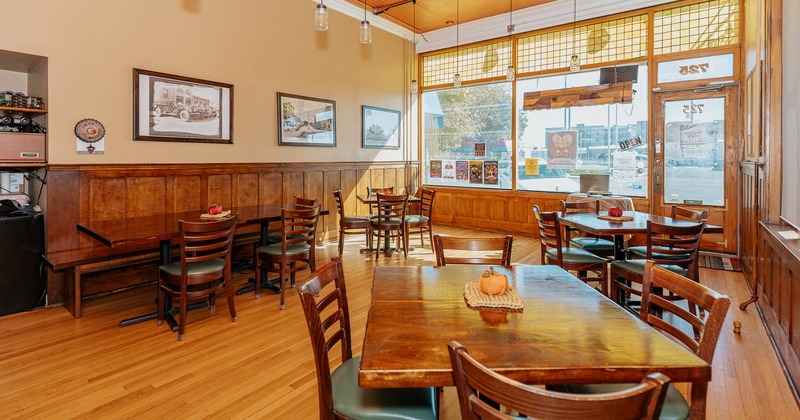Dining area, retro decor
