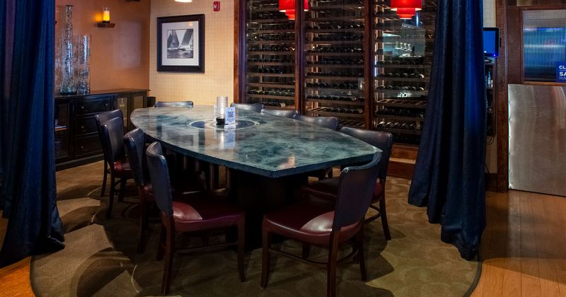 Private dining table with vase