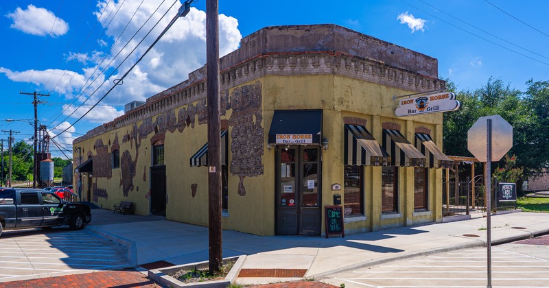 Exterior, angle view to restaurant
