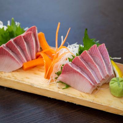 Yellowtail Lover Sashimi with vegetables