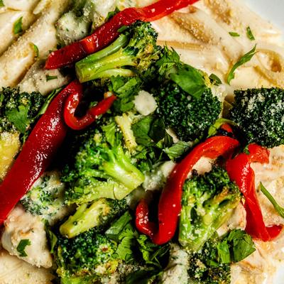 Chicken and Brocolli Alfredo, with penne pasta.