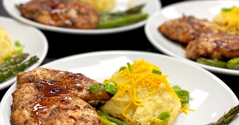 Multiple steak plates