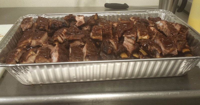 A tray of BBQ ribs