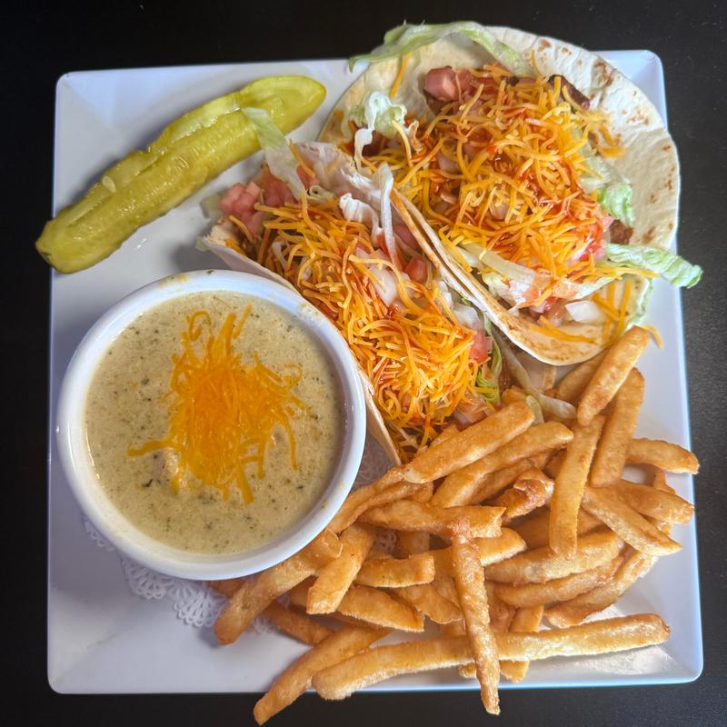 1/2 Sandwich and Soup photo