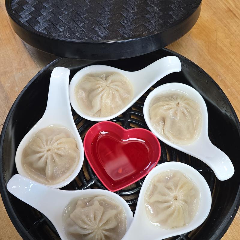 DS5. Pork XL Soup Dumping photo