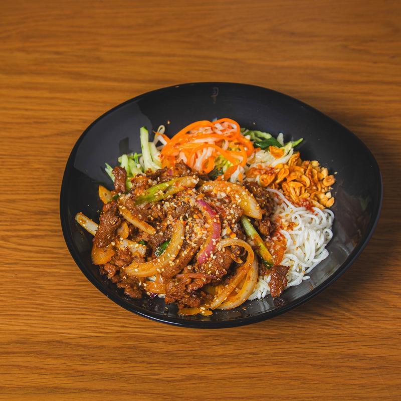 menu item 10 of 11, Lemongrass Beef Vermicelli