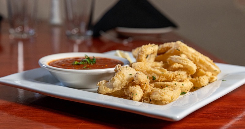 Calamari with marinara on the side