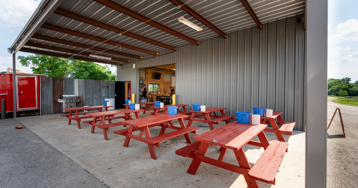 Exterior, seating space