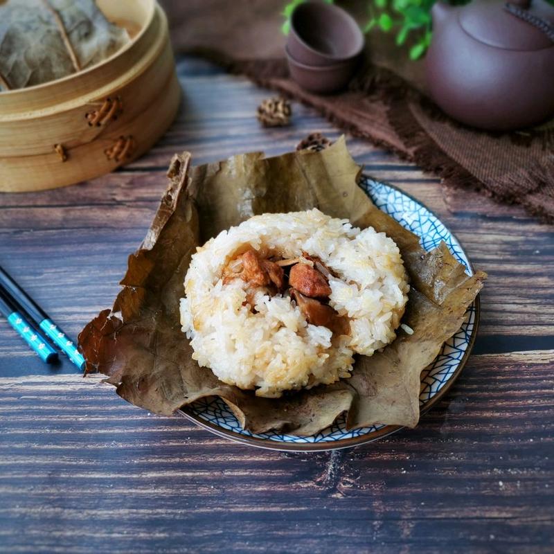 Chicken Sticky Rice in Lotus Leaf photo