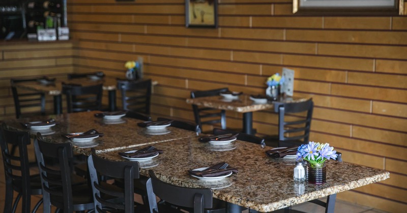 One table for eight people ready for guests