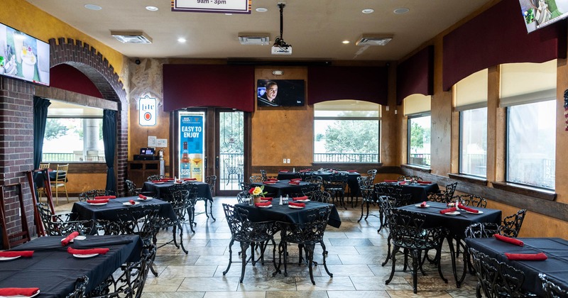 Interior, seating area with tables and tableware