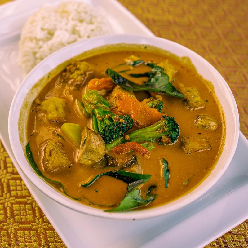 Pranang Curry with Chicken (GF) photo