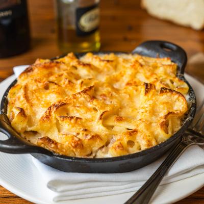 Baked macaroni and cheese.