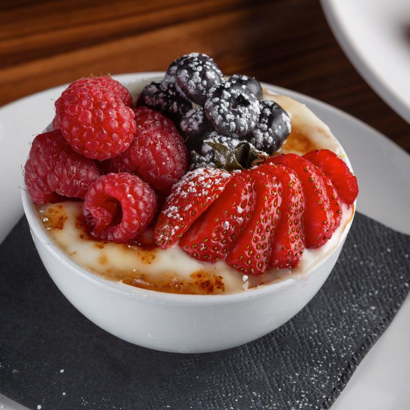 Frozen Yogurt Brulee/Fresh Berries photo