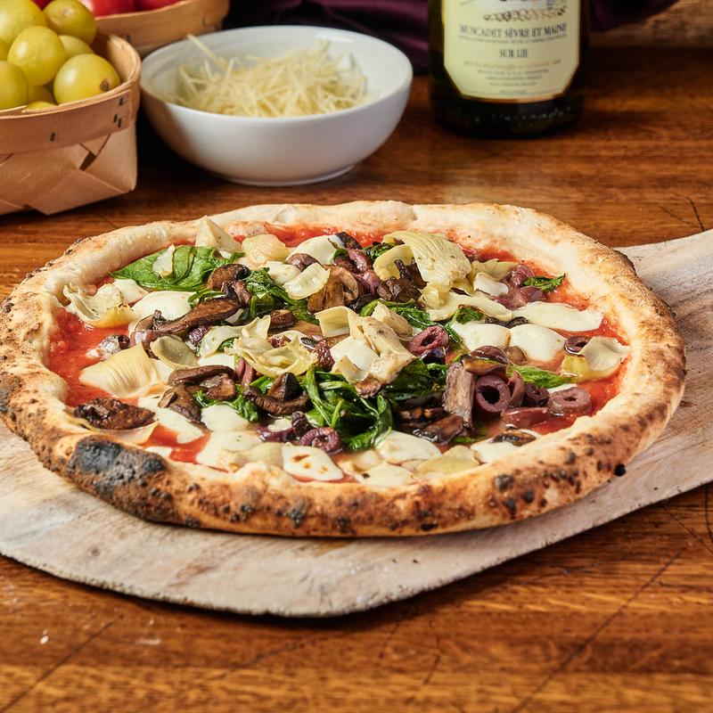 Medium Terra (Vegetarian) Pizza photo