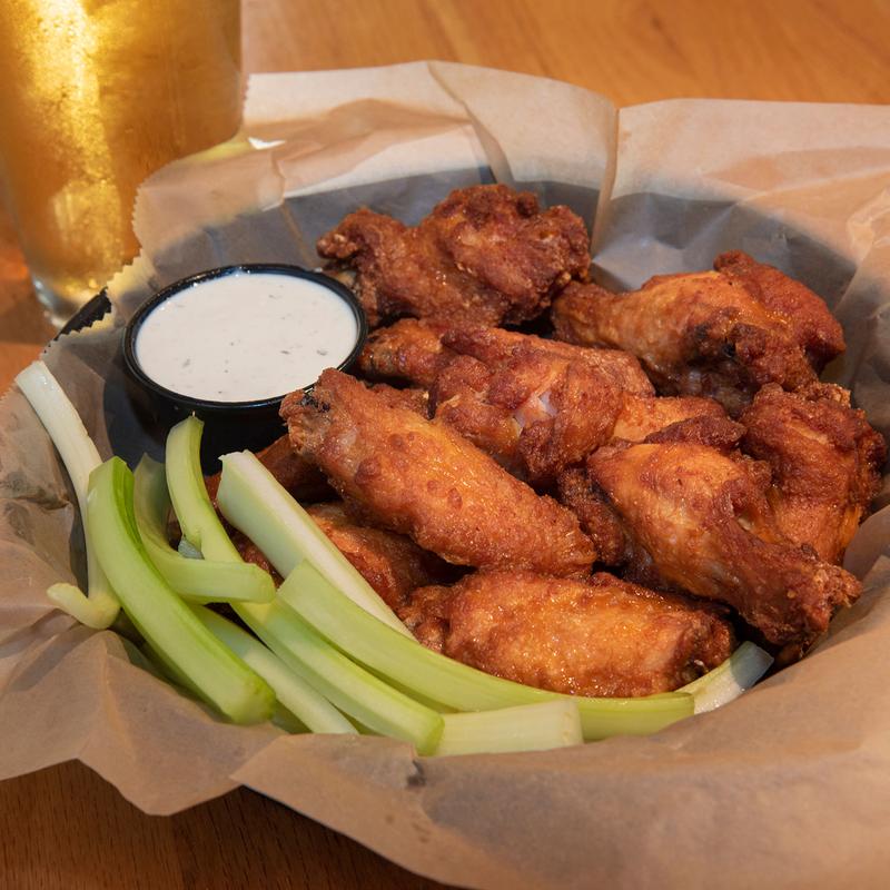 Order BUCK WILD WINGS food online from Gilbert's Lodge store, Saint Clair Shores on bringmethat.com