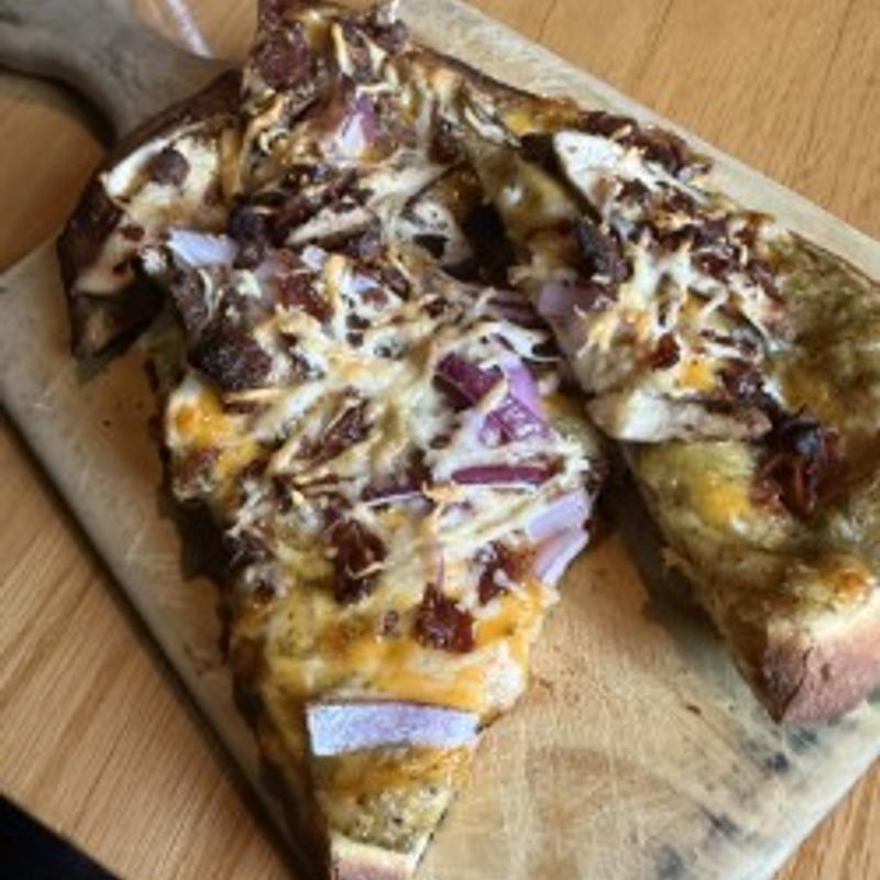 Green Chili & Chicken Flatbread photo