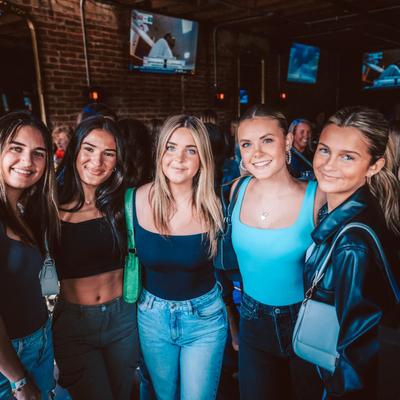 gallery photo number 99