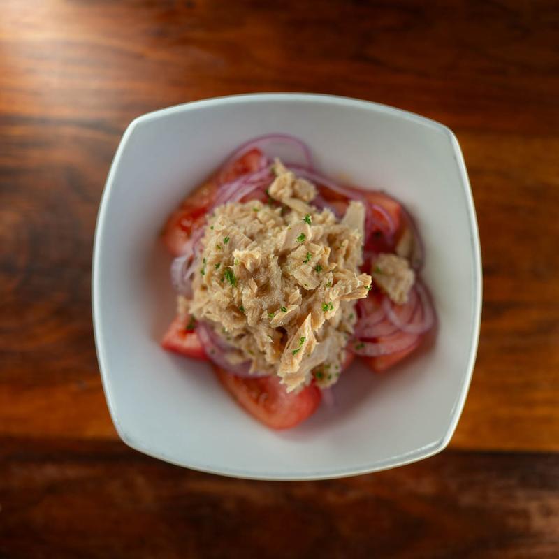 menu item 1 of 17, Ensalada de Tomate con Bonito del Norte