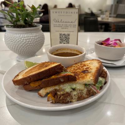 BIRRIA GRILLED CHEESE photo