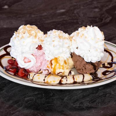 Banana split.