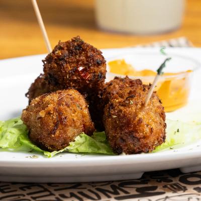 Crab poppers.