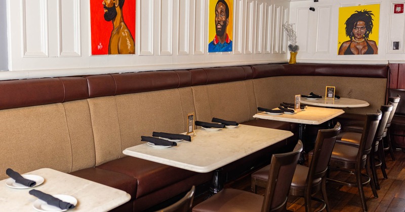 Dining area, banquette seating