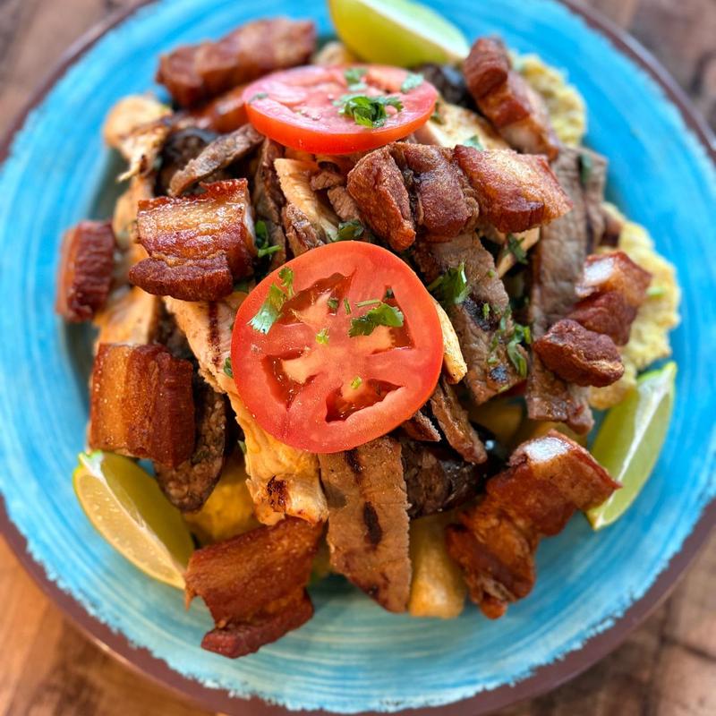 Picada Rico Colombiana photo