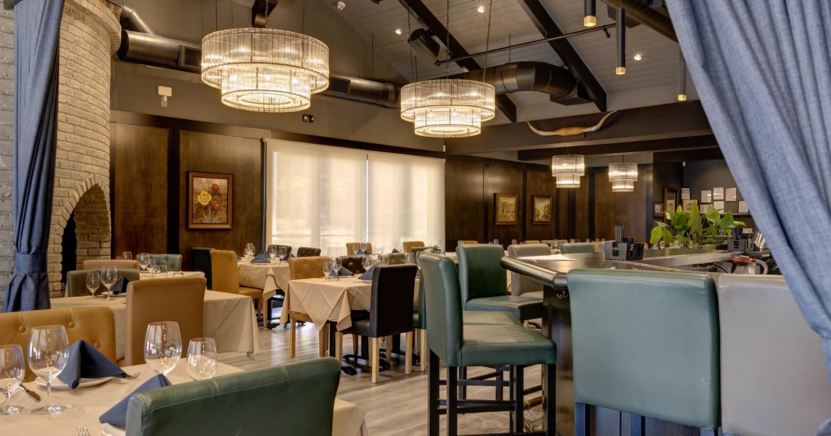 Restaurant dining area