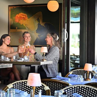 gallery photo number 111