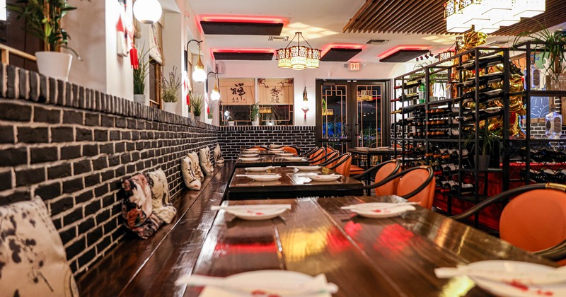 Dining area ready for guests