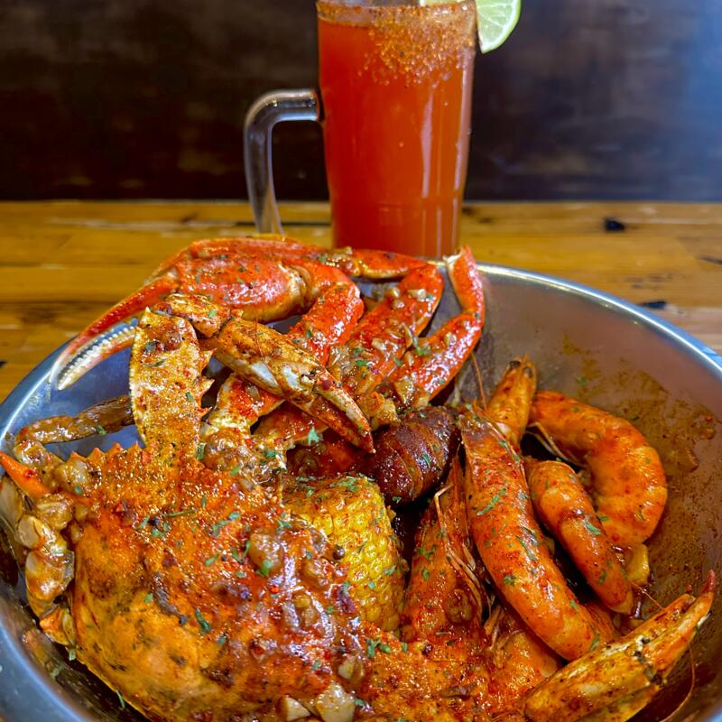 1/2 SNOW CRAB CLUSTER & 6 SHRIMP photo