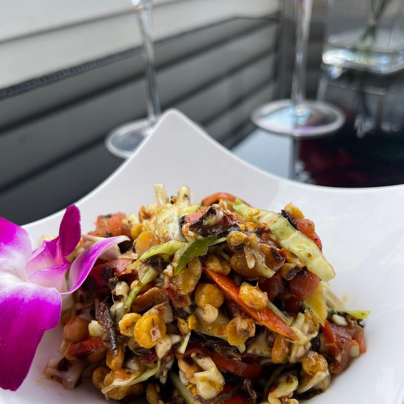 Tea Leaf salad photo