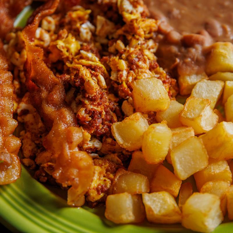 Chorizo Con Huevo photo