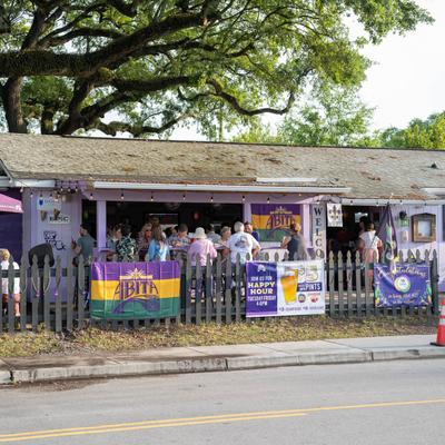 Outside of LoLA Low Country Louisiana Seafood Kitchen.