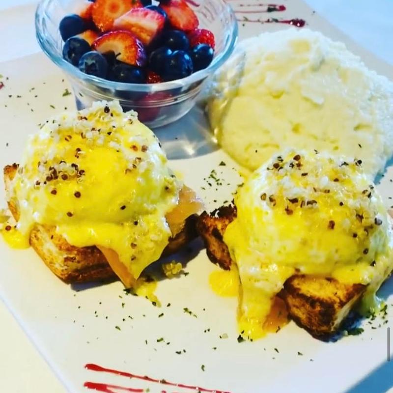 GF Keto Eggs Benedict photo