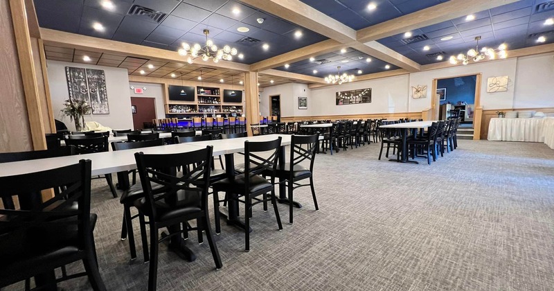 Interior space, nicely done banquet room