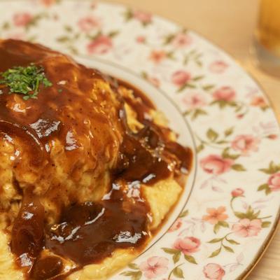 Hayashi Omurice, egg omelet dish.
