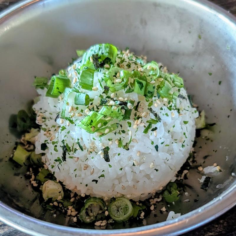 Steamed white ginger rice photo
