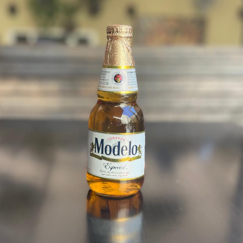 Modelo Especial, Pilsner photo